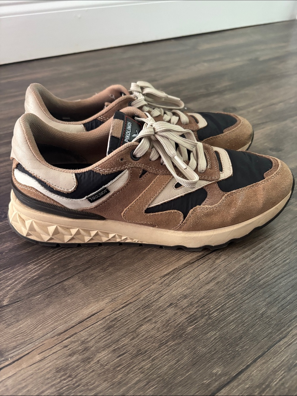 Pikolinos Aranda Sneakers EU 41 / US 8 Brown Suede & Black Nylon Comfort Shoes